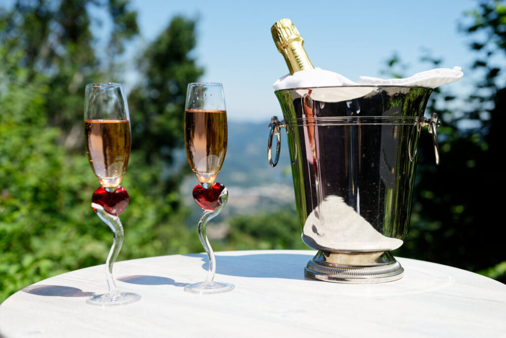 options apéritives chez NDC nuit insolite en auvergne proche de la Lozère, Haute-loire, Gard Vaucuse