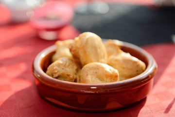 nuits-dy-cimes-gougères